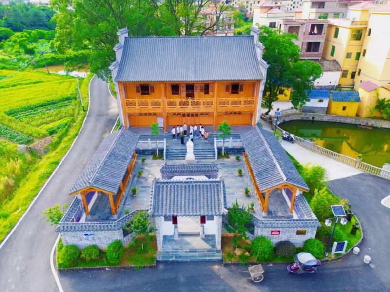 江西農(nóng)大學(xué)子三下鄉(xiāng)：夏日書院情，支教暖人心