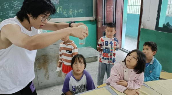 守護(hù)朝陽(yáng)，助力成長(zhǎng)|長(zhǎng)安大學(xué)筑夢(mèng)黔行暑期社會(huì)實(shí)踐隊(duì)開(kāi)