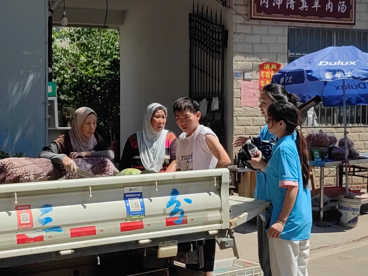 上外賢達(dá)學(xué)院學(xué)子三下鄉(xiāng)：攜手振興，共筑夢想