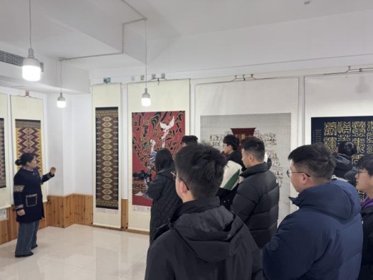 走進(jìn)湘西非遺，探尋民族交融根脈