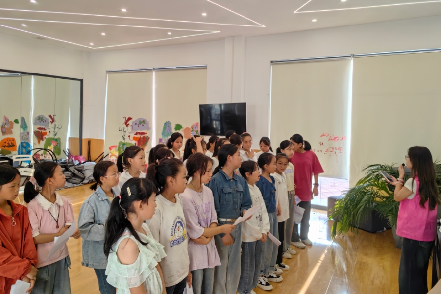 山東大學(xué)“助力黔行”志愿服務(wù)隊(duì)開展結(jié)營儀式彩排活動(dòng)
