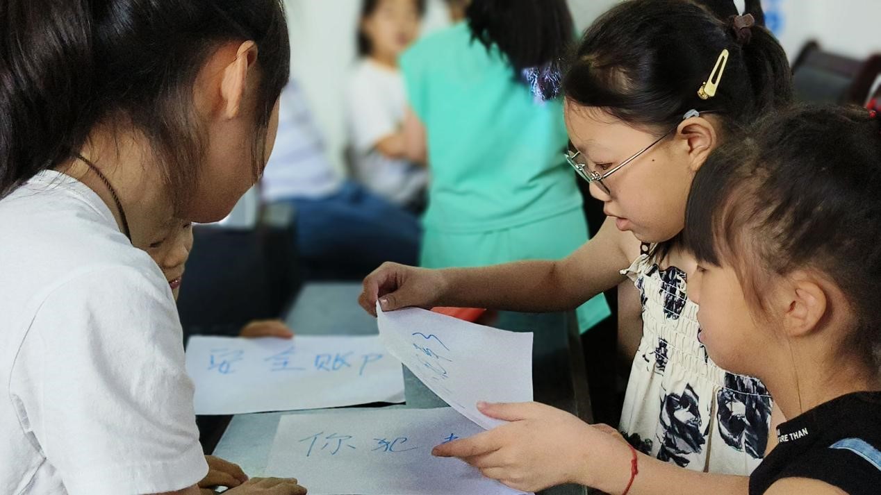 練就慧眼，堅(jiān)決反詐：幼專學(xué)子三下鄉(xiāng) 反詐宣傳進(jìn)心田