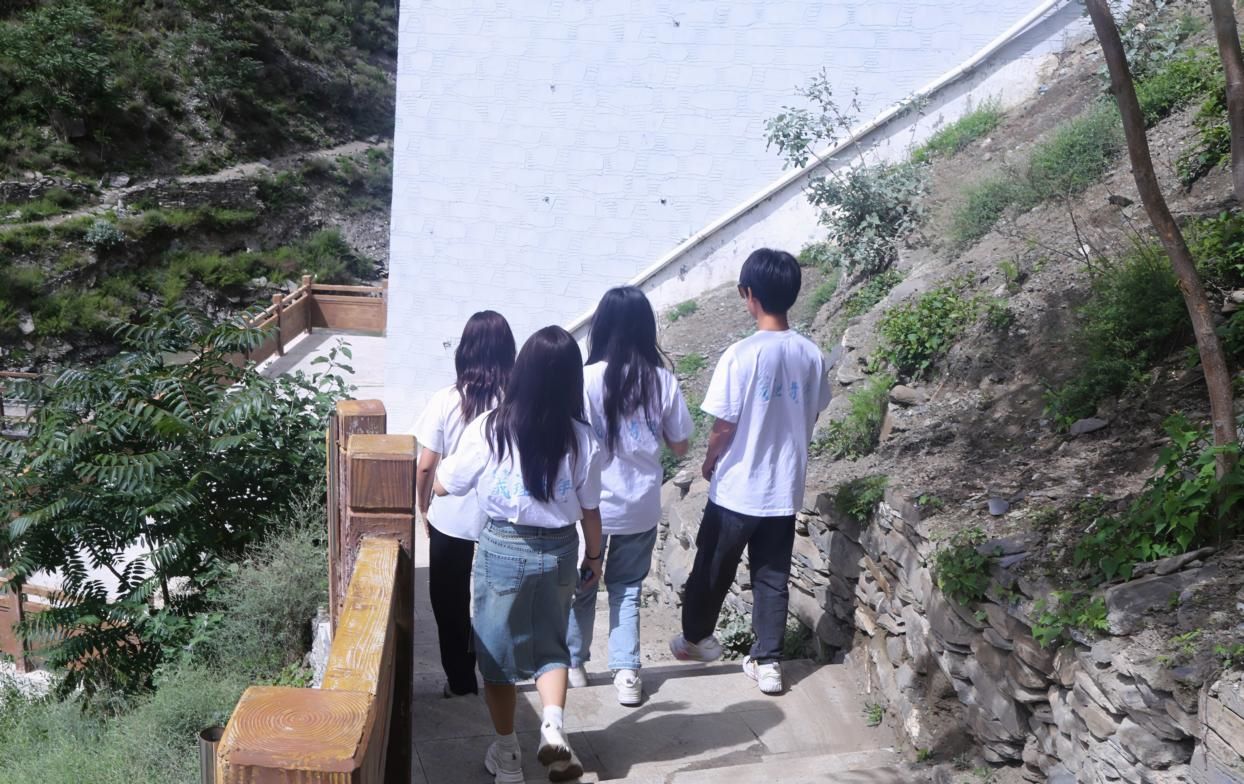 成理學子“三下鄉(xiāng)”實踐紀實：重溫歷史榮光，再啟長征新程