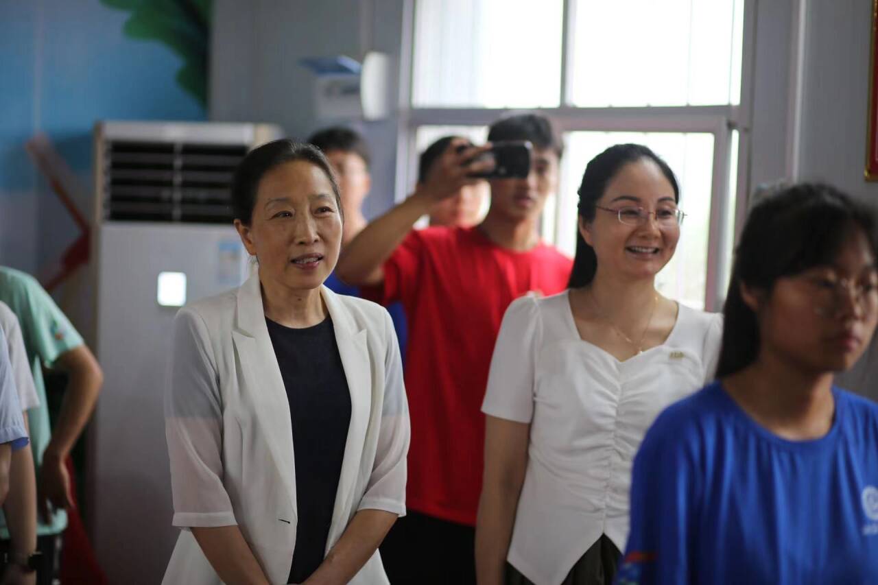 “微光成炬”照亮搬走嶺 助力兒童了解校園霸凌