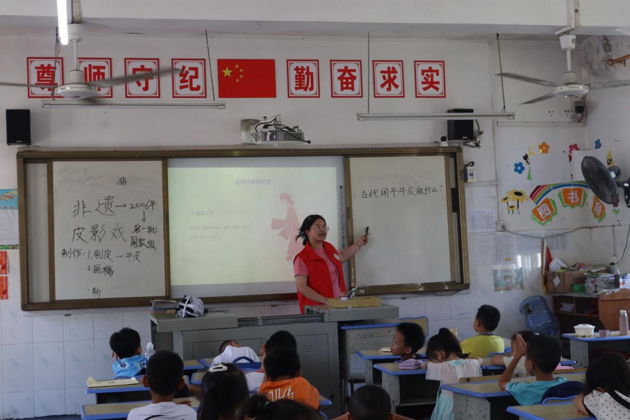 南理學(xué)子三下鄉(xiāng)|提燈引路 育夢(mèng)成光