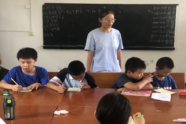 暑期社會實(shí)踐：青春健康同伴社開展人際交往同伴教育課程