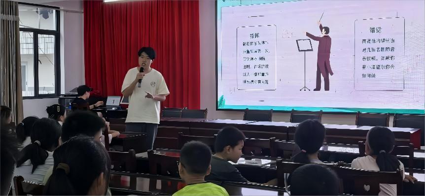 認(rèn)識(shí)自我，成為更好地自己——星空夢(mèng)想志愿服務(wù)隊(duì)宜昌支隊(duì)開(kāi)展心理專(zhuān)題活動(dòng)
