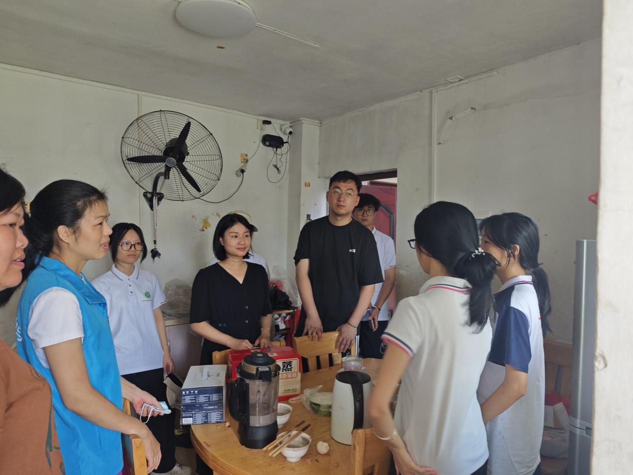 科技師大愛心走訪，入戶送溫暖