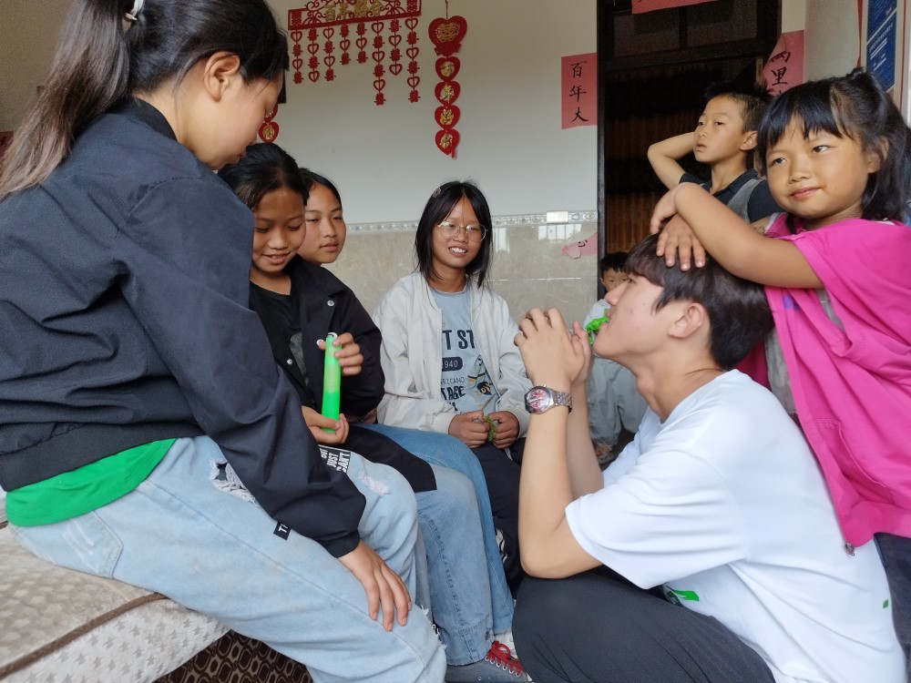 從中石大學(xué)生到支教老師有多遠(yuǎn)？他們用青春作答