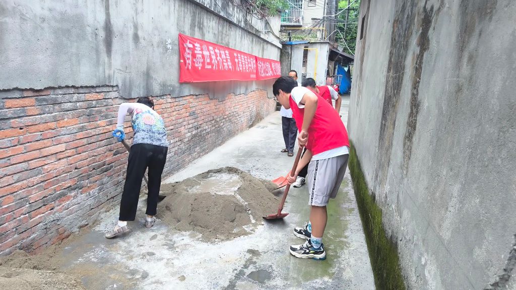 墻體換新，社區(qū)換顏