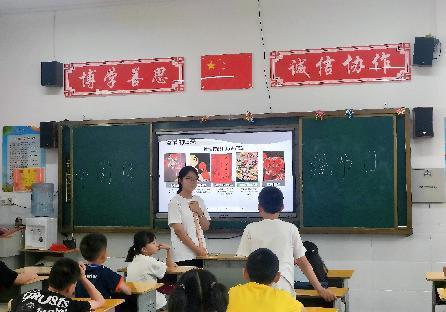“探索中華傳統(tǒng)節(jié)日，領(lǐng)悟中華文化魅力”武昌理工學(xué)院云夢書韻志愿服務(wù)隊開展特色傳統(tǒng)節(jié)日課程
