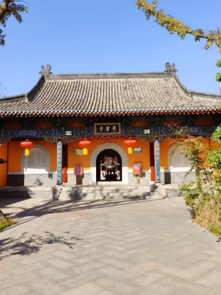 “翰墨鄉(xiāng)韻”社會實(shí)踐隊(duì)：探尋膠州慈云寺文化，傳承千年古韻