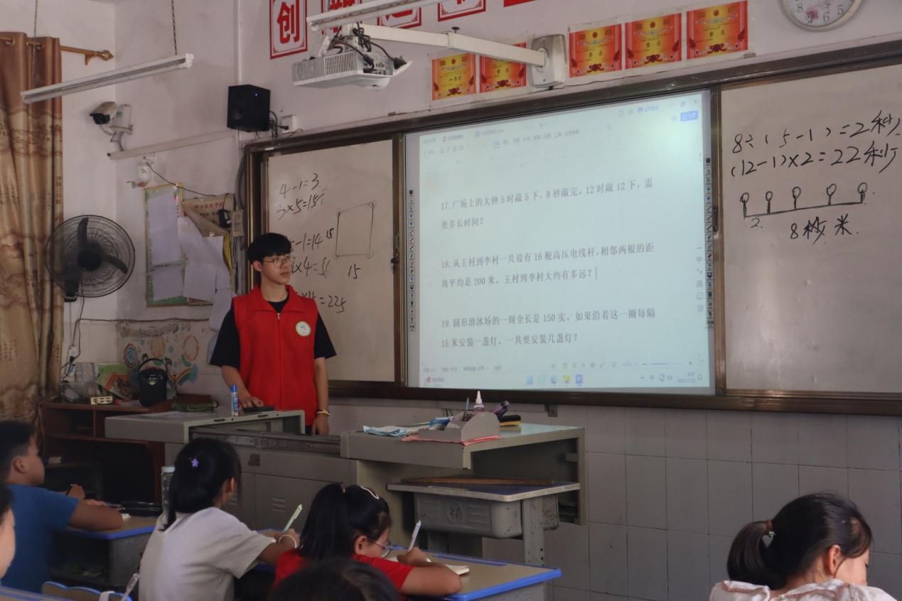 南理學(xué)子三下鄉(xiāng)|支教之光映鄉(xiāng)村 并肩耕耘與未來(lái)