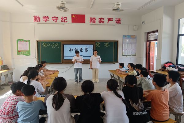 以賽促學，以學促行——這場專屬于鄉(xiāng)村學生的知識競賽燃爆夏日！
